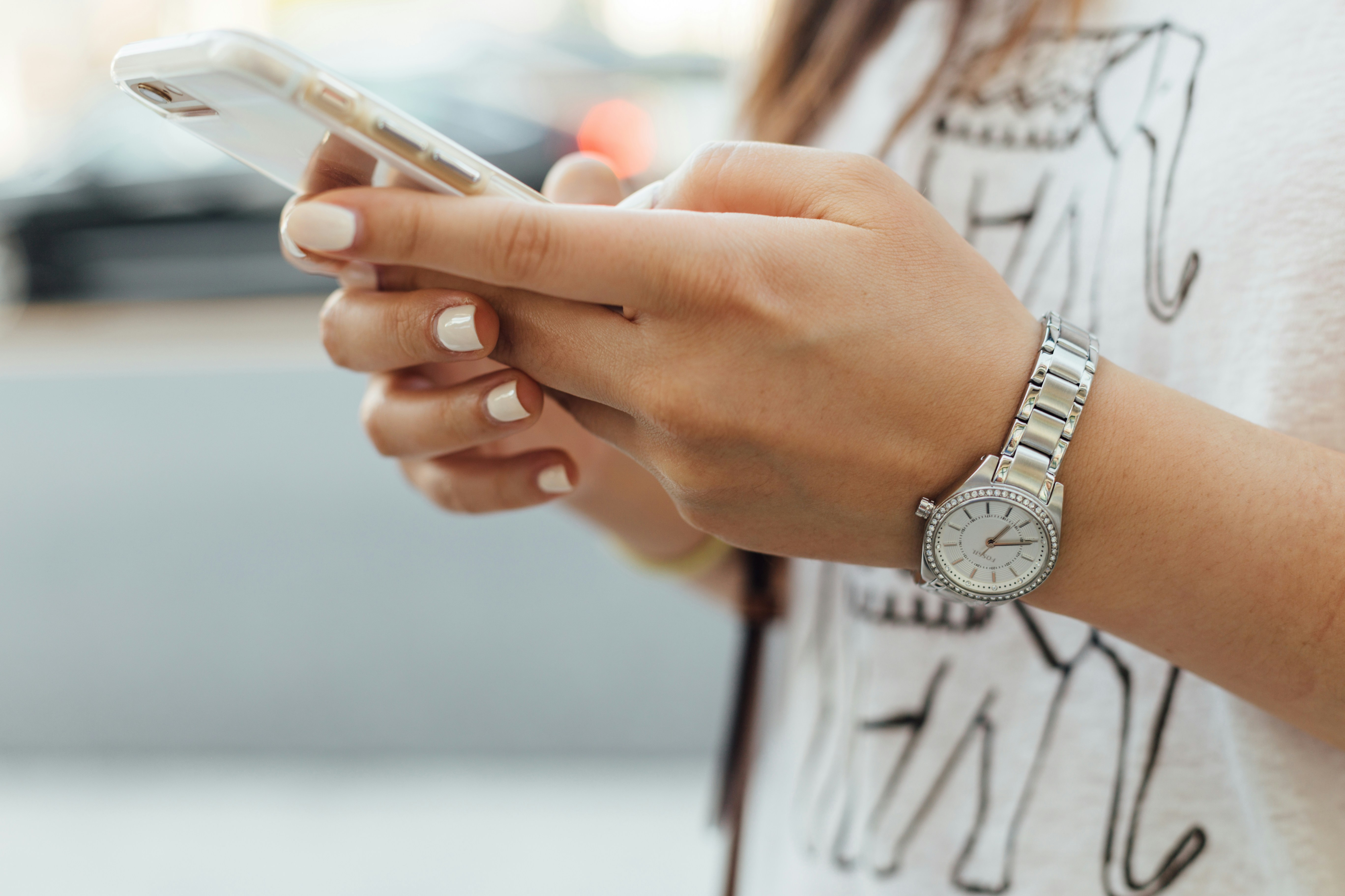 woman-on-phone